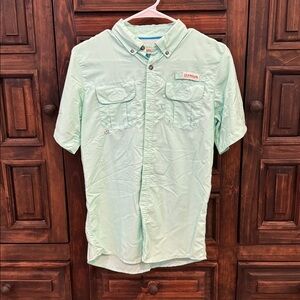 Magellan Outdoors Button-Up Shirt